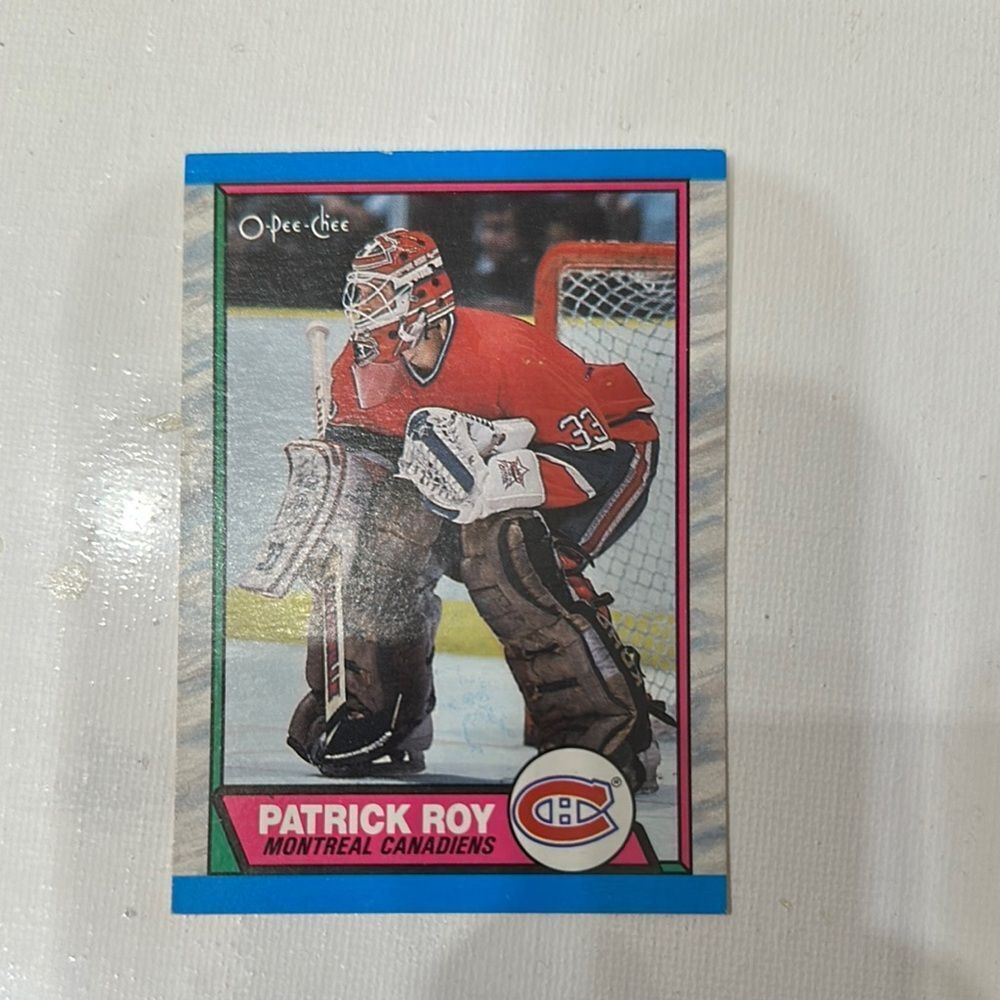 Patrick Roy Trading Card - Red and Blue mint 1989 rare